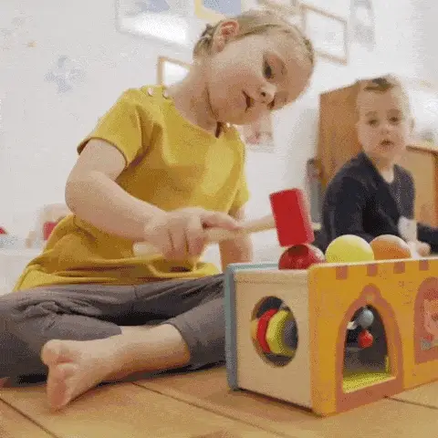 Jouet à marteler "Petit château"