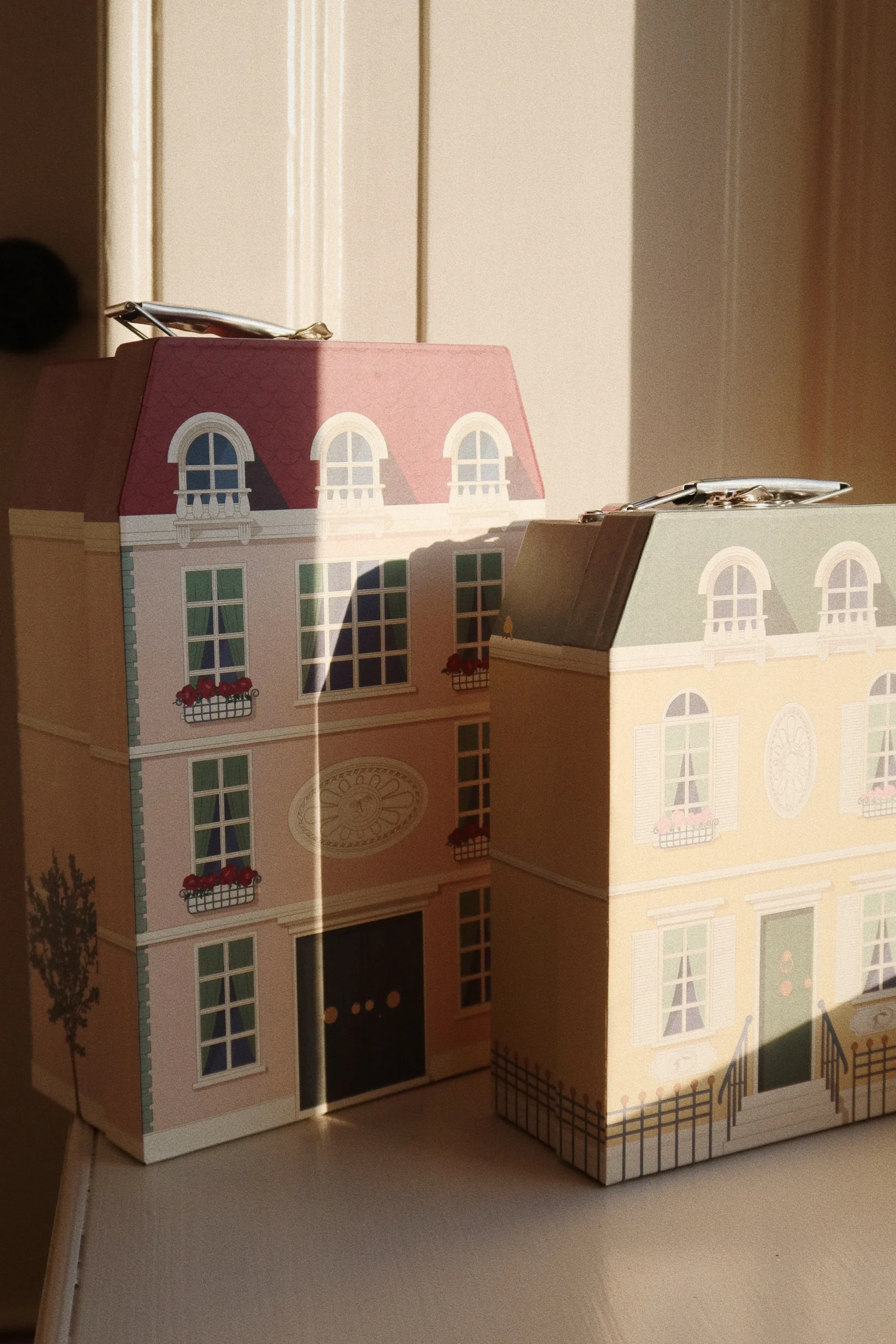 Valise en carton Hotel x2